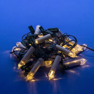 Гирлянда-нить Свечки 30LED тепл.бел. 6м, провод зеленый, IP20 Uniel Гирлянда-нить Свечки 30LED тепл.бел. 6м, провод зеленый, IP20 Uniel