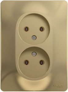 GLOSSA  Розетка СУ 2-м. без з/з в сборе 16А титан IP20 Schneider Electric