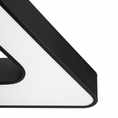 Светильник Треугольник полый интерьерный 220v 36 Вт 600х60мм с подвесами 1м. 6500К 