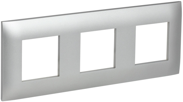SKANDY Рамка 3-местная SK-F03S серебряный IEK