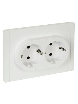 FORTE&PIANO Розетка 2-местная с заземлением с защитными шторками безвинтовое крепление 16А FP223 белый IEK