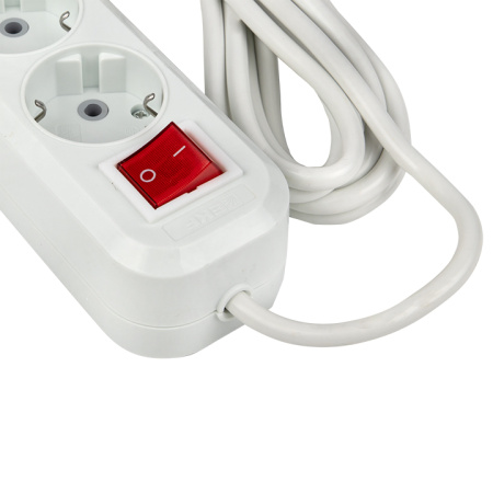 Удлинитель "Эксперт" 4 гнезда 5 метров 16А/3,5кВт с выключателем и заземлением ПВС 3х1 PROxima EKF