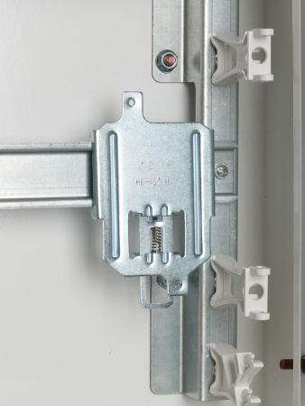 Скоба RCS-1 на DIN-рейку для ВА88-32 IEK