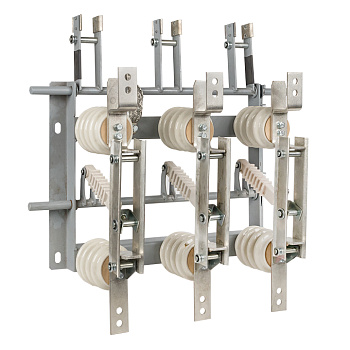 Разъединитель РВЗ-10/1000-I УХЛ3 с приводом ПР-10 Stingray (Стеллаж 8 шт) EKF