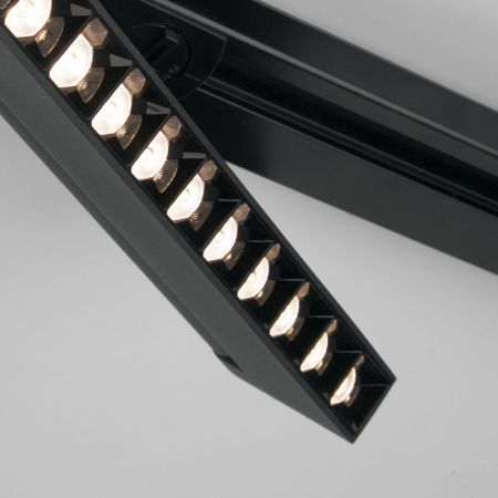 Трековый светильник для однофазного шинопровода черный Garda (85018/01) Elektrostandard