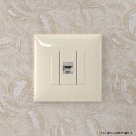 Компьютерная розетка RJ-45 без шторки в стену, кат.6А одинарная экранированная, "Avanti", "Ванильная дымка" DKC