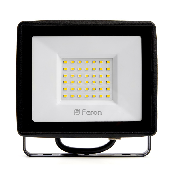Светодиодный прожектор Feron LL-921 IP65 50W 4000K