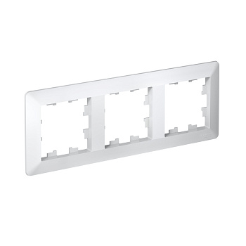 ATLASDESIGN AIR 3-постовая РАМКА, БЕЛЫЙ/дымчатый белый Systeme Electric