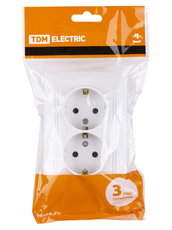 Розетка двойная 2П+З 16А 250В белая "Таймыр" TDM