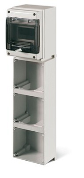 Корпус на 6 модулей и 3 поста с основанием 136х125 мм. DKC