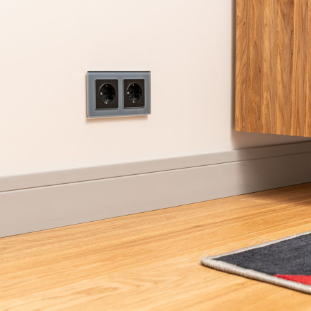 Favorit Рамка на 2 поста (серый,стекло) Werkel