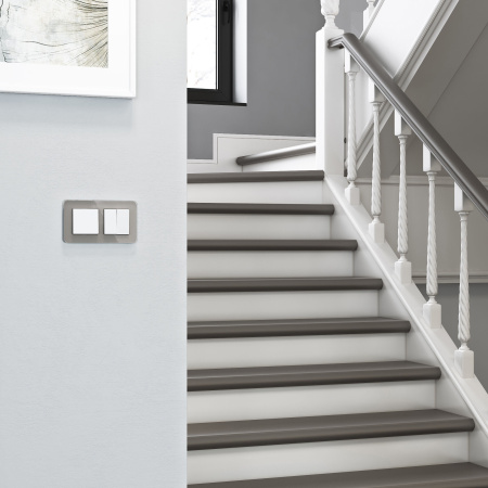 Elite Рамка из стекла на 2 поста дымчатый Werkel