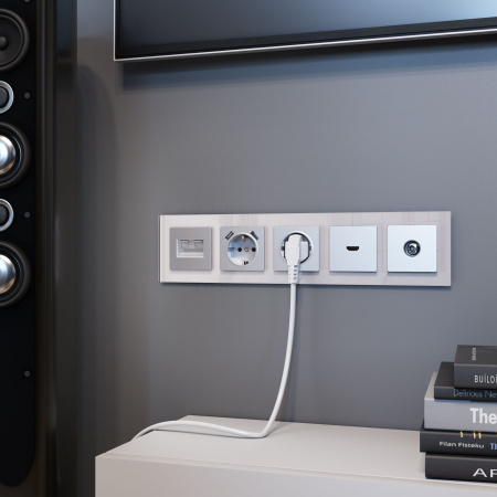 Favorit Рамка на 5 постов (дымчатый, стекло) Werkel