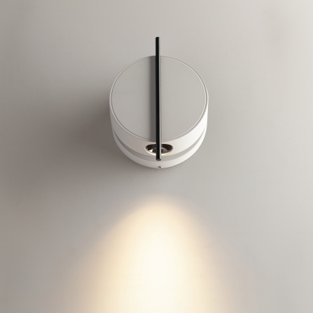 Настенный светильник (бра) LED 4Вт Белый и Латунь IP20 Nuance MOD180WL-L4W3K Maytoni