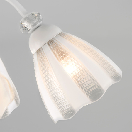 Потолочная люстра с плафонами 5*E27 60Вт белый IP20 Floranse (30155/5 белый) Eurosvet