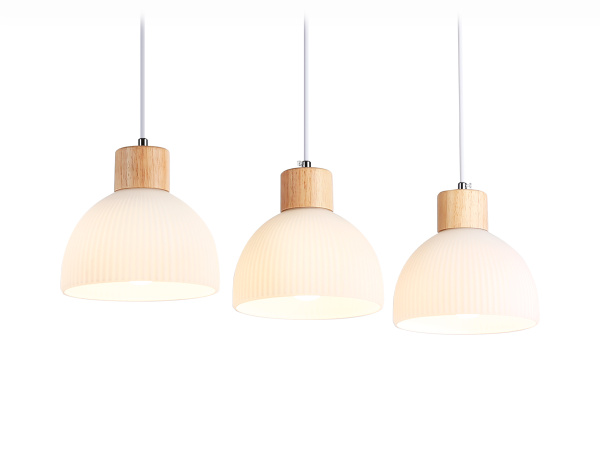 tr83135-3-lw-fr-svetloe-derevo-belyy-matovyy-e27-3-max-40w-640-180-1040