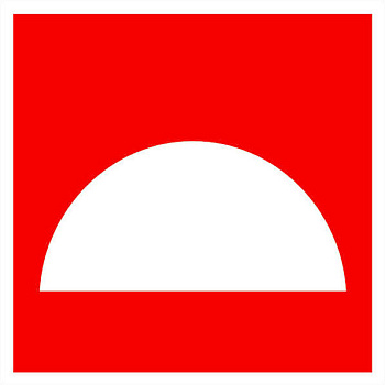 Знак F 06 "Место размещения нескольких средств противопожарной защиты" 200х200 мм, пленка самоклеящаяся с покрытием фотолюминесцентным ГОСТ Р 12,4,026