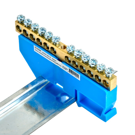 Шина "N" на изоляторе STEKKER 6*9 на DIN-рейку 12 выводов, синий, LD555-69-12 Шина "N" на изоляторе STEKKER 6*9 на DIN-рейку 12 выводов, синий, LD555-69-12