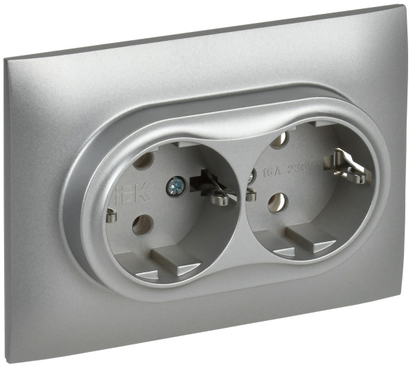 SKANDY Розетка 2-местная с заземлением без защитных шторок 16А в сборе SK-R08S серебряный IEK