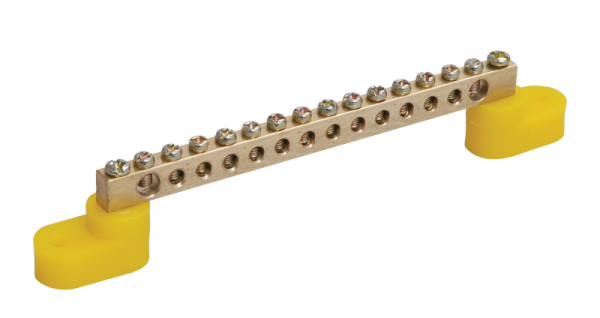 Шина PE "земля" на двух угловых изоляторах ШНИ-8х12-18-У2-Ж IEK