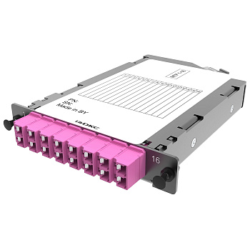 Претерминированная кассета 16 ОВ, OM4, 1xMTP(16)f 8º APС/8xLC Duplex, (с интегрированными шторками), 1/2HU DKC