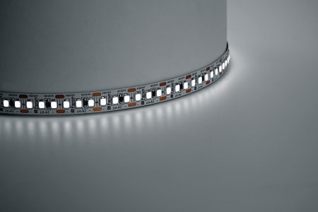 Светодиодная лента Feron LS616, 180SMD(2835)/м 17Вт/м 5м IP20 12V 6500К