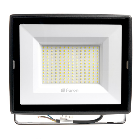 Светодиодный прожектор Feron LL-923 IP65 150W 6400K