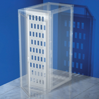 Панель под промышленные разъёмы, 63 (7 x 9) разъёмов, 2000 x 800мм DKC