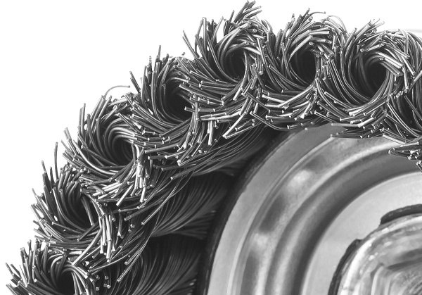 Профессионал. Щетка чашечная для УШМ, плетеные пучки стальной проволоки 0,5мм, 100ммхМ14 ЗУБР