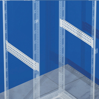 Рейка боковая, широкая, для шкафов CQE глубиной 400 мм, 1 упаковка -4шт. DKC