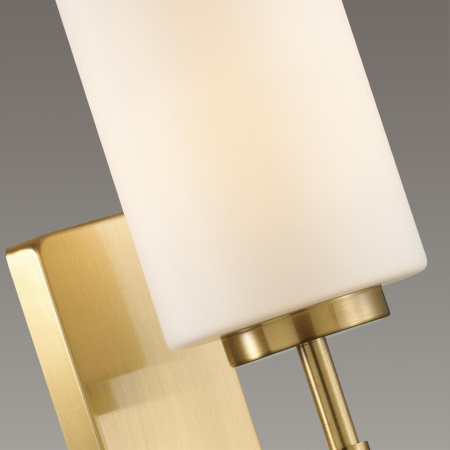 Бра E27 40W KASALI матов.золотой/белый/стекло ODEON LIGHT