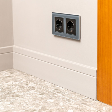 Favorit Рамка на 2 поста (серый,стекло) Werkel