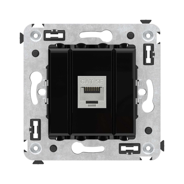 Компьютерная розетка RJ-45 без шторки в стену, кат.5e одинарная экранированная, "Avanti", "Черный квадрат" DKC Компьютерная розетка RJ-45 без шторки в стену, кат.5e одинарная экранированная, "Avanti", "Черный квадрат" DKC