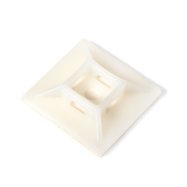 СНЯТ Площадка самоклеящаяся ПМС-О 28х28(б)  (уп.100 шт) КВТ