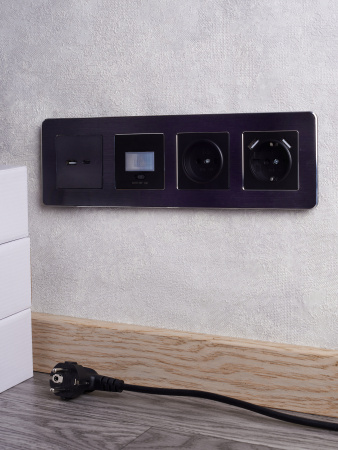 BRITE Рамка 4-мест. РУ-4-1-Бр металл черн. RE AL IEK