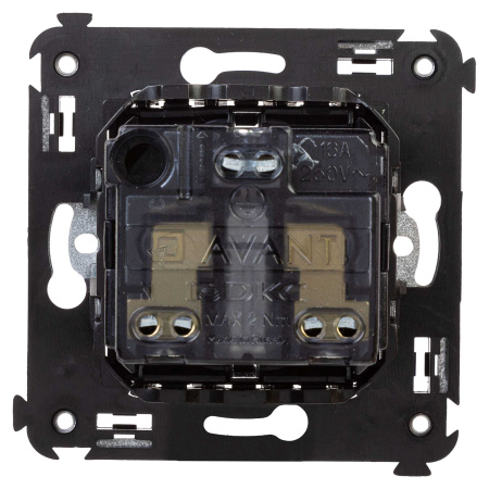 Розетка в стену, 2P+E, с з/ш, "Avanti", "Черный квадрат" DKC
