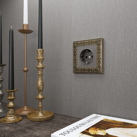 Antik Рамка горизонт/вертик 1 пост . бронза IP20 Werkel