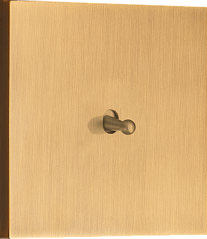 Donel N96 выключателя звонкового типа на 1 тумблер, Каплевидный, 10AX 250V, Латунь, серия DT