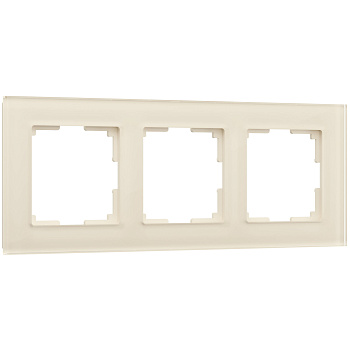 Favorit Рамка на 3 поста (молочный, стекло) Werkel