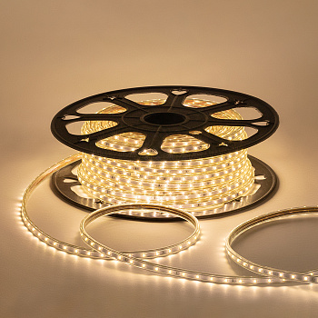 O17-01 Светодиодная лента 220В, 5Вт/м, smd2835, 60д/м, IP65, 300лм/м, размер 10х7мм, 50м, т/б, 3000К OGM