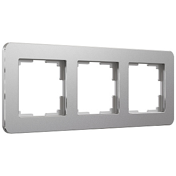 Platinum Рамка на 3 поста алюминий Werkel