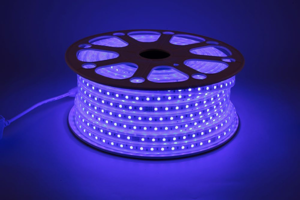 Светодиодная LED лента Feron LS706, 60SMD(5050)/м 11Вт/м 50м IP65 220V RGB