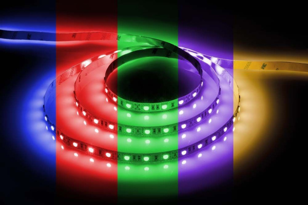 Светодиодная LED лента Feron LS606, готовый комплект 3м 60SMD(5050)/м 14.4Вт/м IP20 12V RGB Светодиодная LED лента Feron LS606, готовый комплект 3м 60SMD(5050)/м 14.4Вт/м IP20 12V RGB