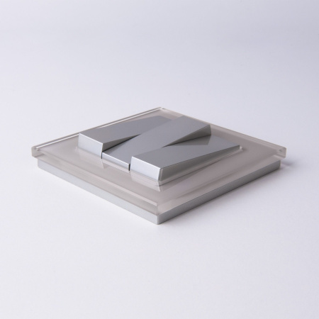 Favorit Рамка на 1 пост (дымчатый,стекло) Werkel