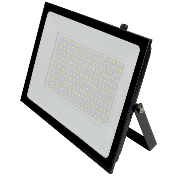 Прожектор св/д 200Вт IP65 6500K GTAB-200BT-IP65-6500 General Прожектор св/д 200Вт IP65 6500K GTAB-200BT-IP65-6500 General