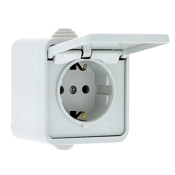 Прага Розетка 1-местная 16А с заземлением с крышкой IP44 белая EKF Прага Розетка 1-местная 16А с заземлением с крышкой IP44 белая EKF