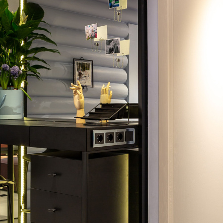 Diamant Рамка на 4 поста (черный) Werkel