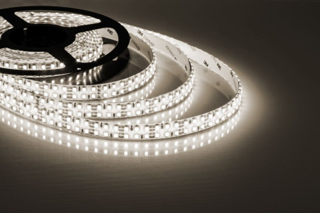 Светодиодная LED лента Feron LS615, 240SMD(2835)/м 19.2Вт/м 5м IP65 12V 3000К