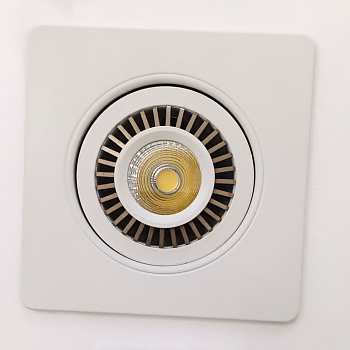 Светильник квадратный 7W 4000-4500К