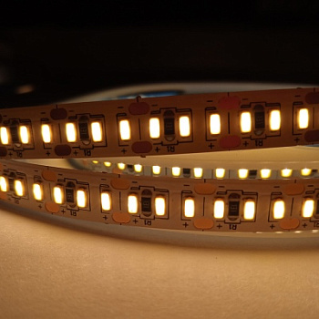Лента св/д LUX 3014 12V 24 Вт 3000К 240led IP33  бел.теплый Giant4